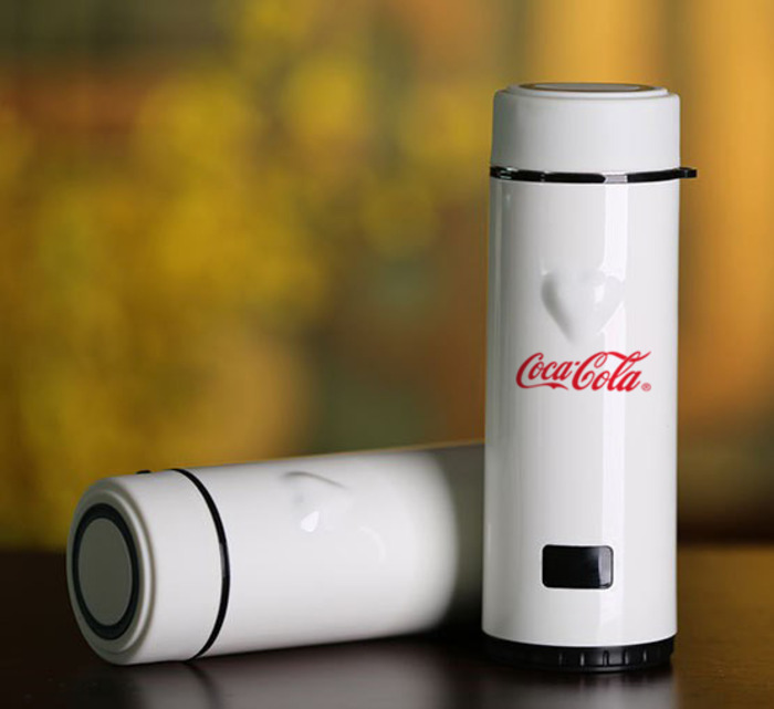 코카콜라 온도 감지 컵 보온병 주전자 물 컵 온도와 수온을 표시 할 수 있습니다 설날 선물